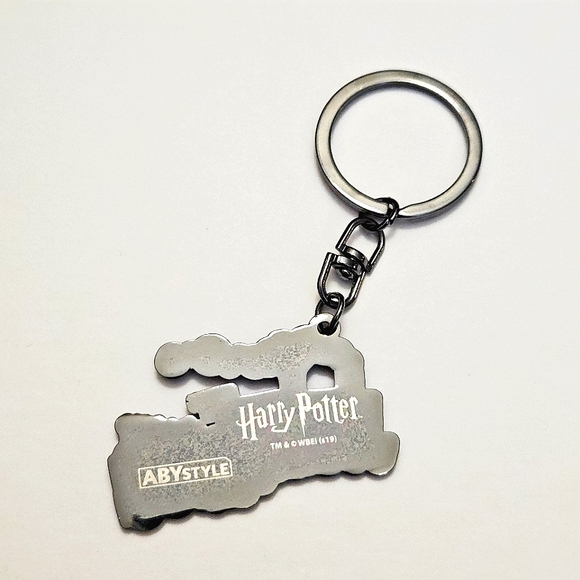 Hogwarts Express Enamel Keychain - Picture 4 of 5